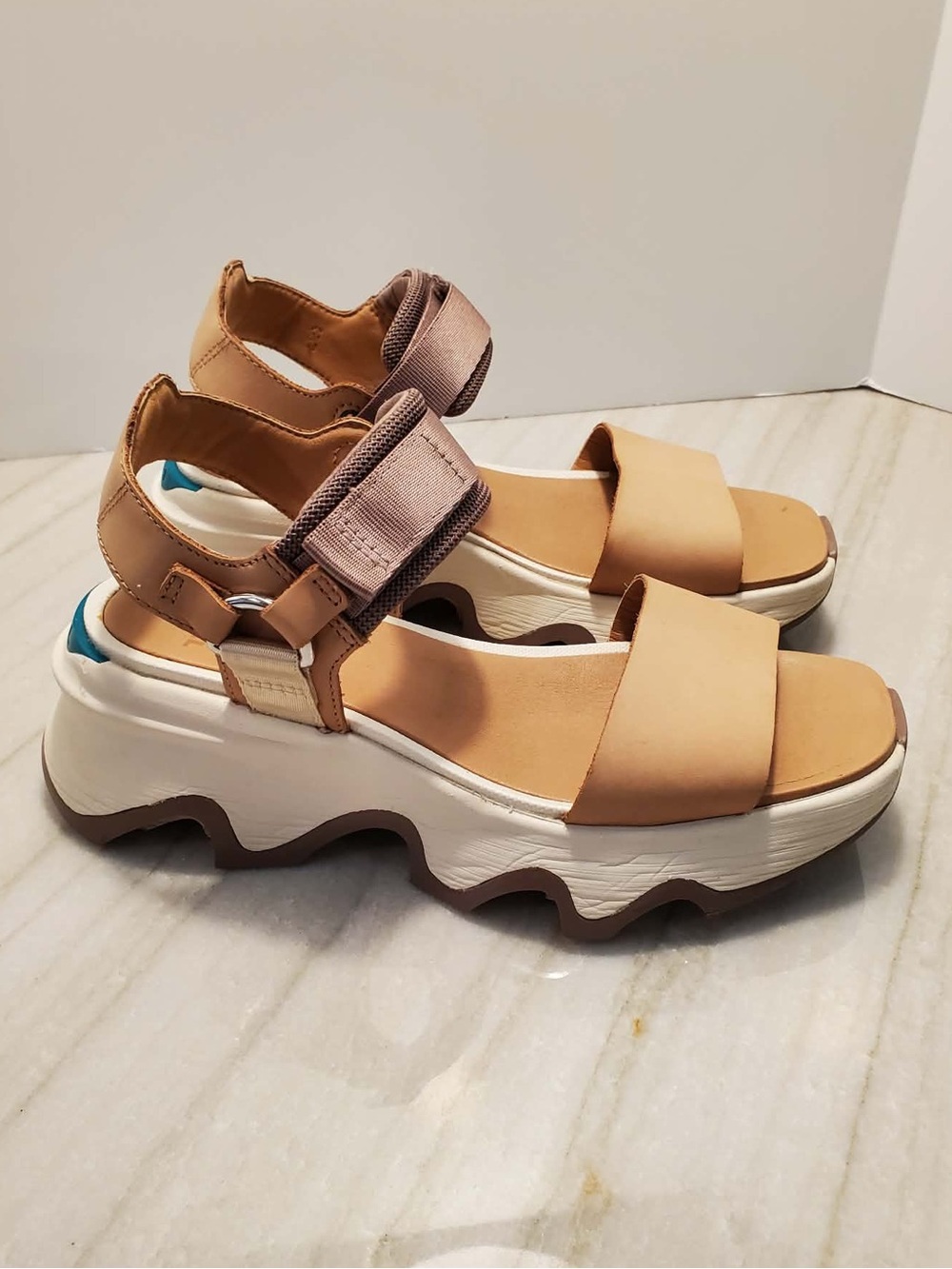 Sorel Kinetic Impact Y-Strap High Sandals Size 6 - Picture 3 of 12